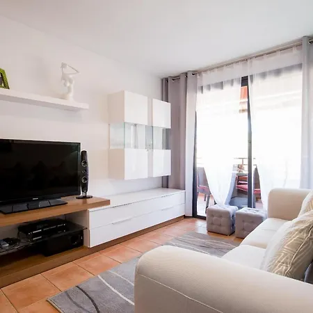Go2tenerife Apart'tera Solarium, Terraces, Swimming Pools & Parking Appartement *