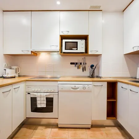 Go2tenerife Apart'tera Solarium, Terraces, Swimming Pools & Parking Apartment *