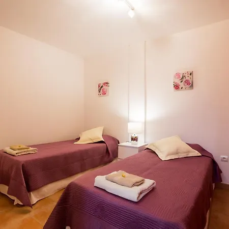 Go2tenerife Apart'tera Solarium, Terraces, Swimming Pools & Parking *